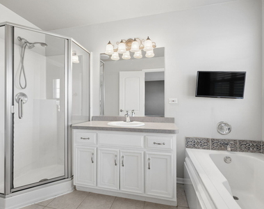 384 W Otto Drive - Photo Thumbnail 14