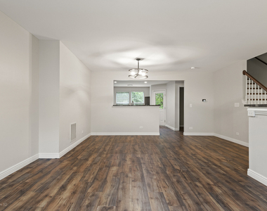 464 Valentine Way - Photo Thumbnail 4