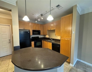 400 17th Nw - Photo Thumbnail 5
