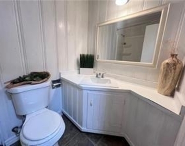 855 Charles Allen Drive - Photo Thumbnail 3