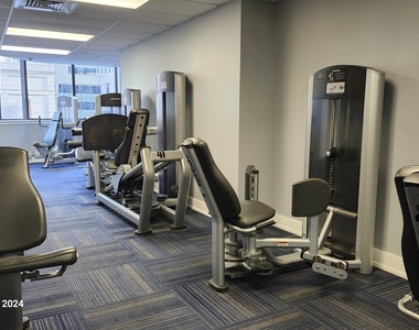 405 N Wabash Avenue - Photo Thumbnail 14