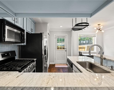 2232 Dunseath Avenue Nw - Photo Thumbnail 7