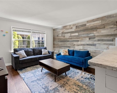 2232 Dunseath Avenue Nw - Photo Thumbnail 3
