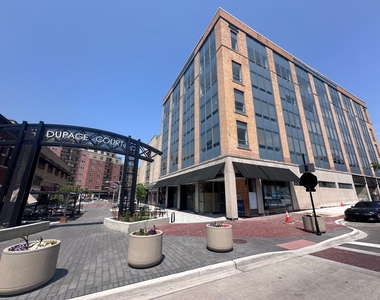 40 Dupage Court - Photo Thumbnail 1