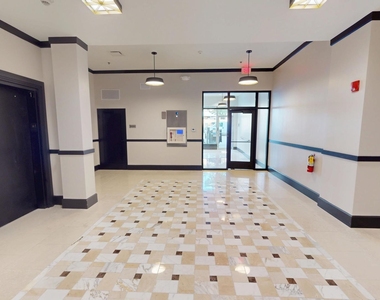 40 Dupage Court - Photo Thumbnail 11