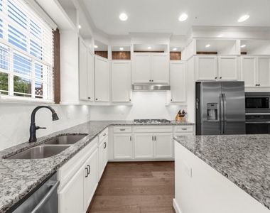 410 Rose Garden Lane - Photo Thumbnail 22