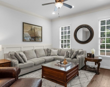 410 Rose Garden Lane - Photo Thumbnail 8