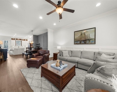 410 Rose Garden Lane - Photo Thumbnail 11