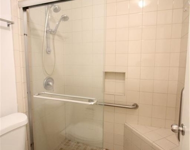 204 Warm Springs Circle - Photo Thumbnail 18