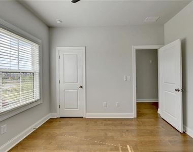 4536 Molder Drive - Photo Thumbnail 56
