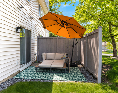 900 Ashley Court - Photo Thumbnail 26