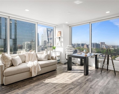 3338 Peachtree Road - Photo Thumbnail 17