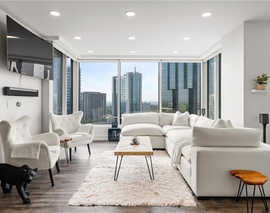 3338 Peachtree Road - Photo Thumbnail 9
