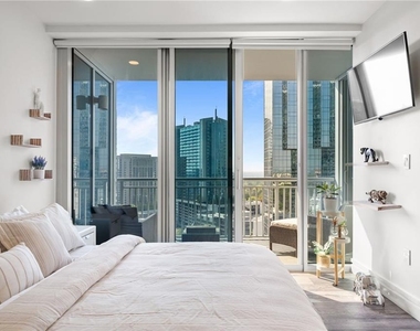 3338 Peachtree Road - Photo Thumbnail 23