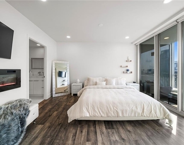 3338 Peachtree Road - Photo Thumbnail 21