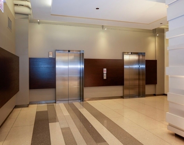 1305 S Michigan Avenue - Photo Thumbnail 14