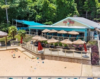 5524 Garens Way - Photo Thumbnail 66