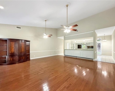 2320 Copper Trail Lane - Photo Thumbnail 11