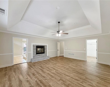 2320 Copper Trail Lane - Photo Thumbnail 23