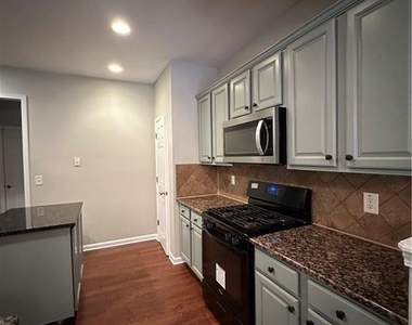 1465 Winshire Cove - Photo Thumbnail 15