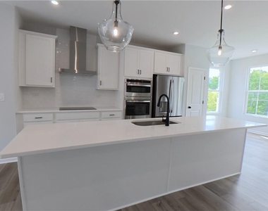 2929 Beaconwood Court - Photo Thumbnail 5
