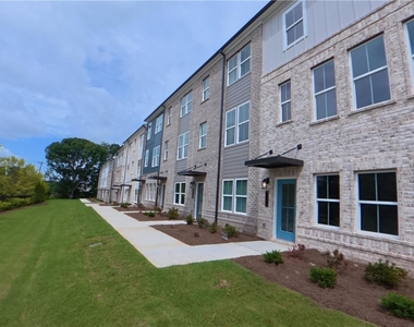 2929 Beaconwood Court - Photo Thumbnail 1