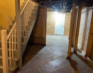 451 W New York Street - Photo Thumbnail 12