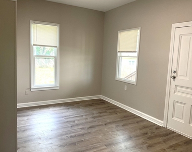 451 W New York Street - Photo Thumbnail 7