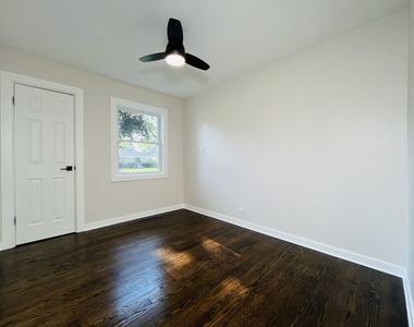 318 N Owen Street - Photo Thumbnail 6