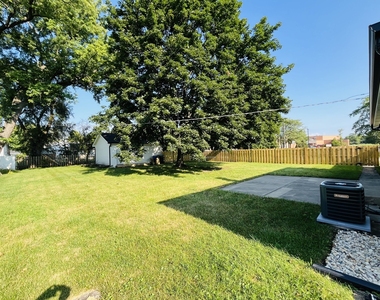 318 N Owen Street - Photo Thumbnail 10