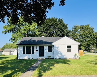 318 N Owen Street - Photo Thumbnail 1