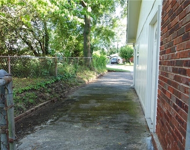 186 Zelma Street Sw - Photo Thumbnail 20