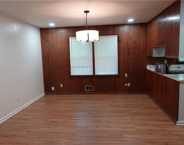 186 Zelma Street Sw - Photo Thumbnail 9