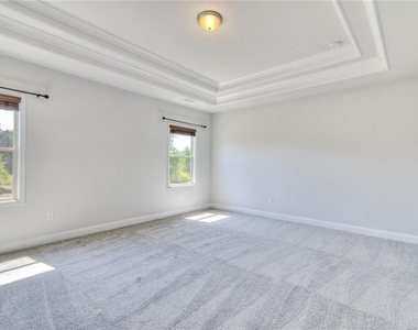 7107 Branch Creek Cove - Photo Thumbnail 40