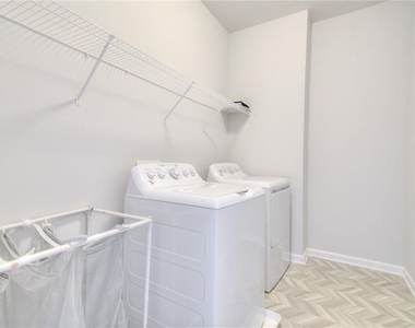 7107 Branch Creek Cove - Photo Thumbnail 39