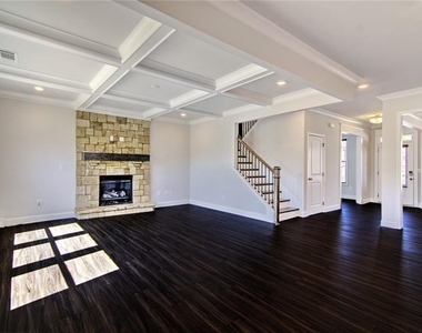 7107 Branch Creek Cove - Photo Thumbnail 18
