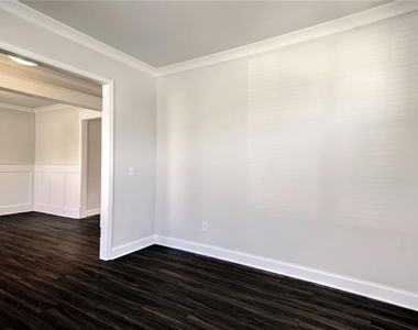7107 Branch Creek Cove - Photo Thumbnail 11