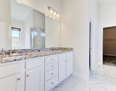 7107 Branch Creek Cove - Photo Thumbnail 44