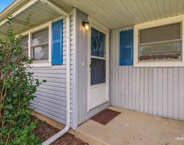 1706 Willow Street - Photo Thumbnail 14