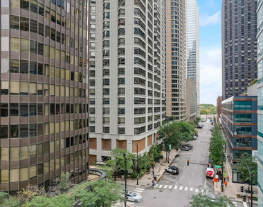 400 E Ohio Street - Photo Thumbnail 30