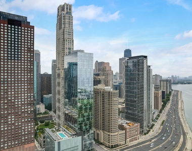400 E Ohio Street - Photo Thumbnail 28