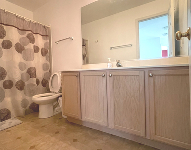1884 Fescue Drive - Photo Thumbnail 13