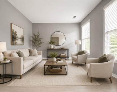1707 Hidden Pond Circle - Photo Thumbnail 4