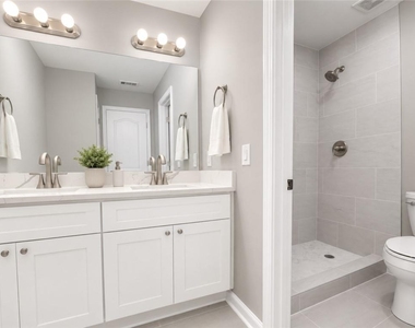 1707 Hidden Pond Circle - Photo Thumbnail 20