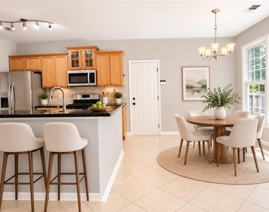 1707 Hidden Pond Circle - Photo Thumbnail 13