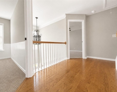 1707 Hidden Pond Circle - Photo Thumbnail 14