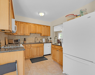 5 Newtown Court - Photo Thumbnail 8