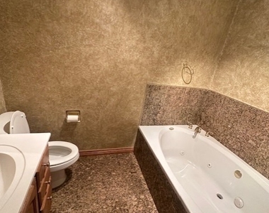 9s711 Brookbank Road - Photo Thumbnail 4