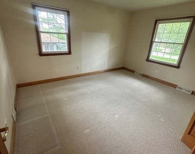 9s711 Brookbank Road - Photo Thumbnail 10