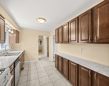 3109 Grove Avenue - Photo Thumbnail 8